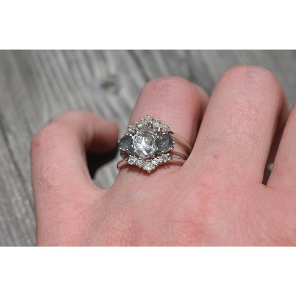 Sapphire engagement ring set, alternative diamond ring 3 4 5 6 7 8 9 10 … - Picture 2 of 4